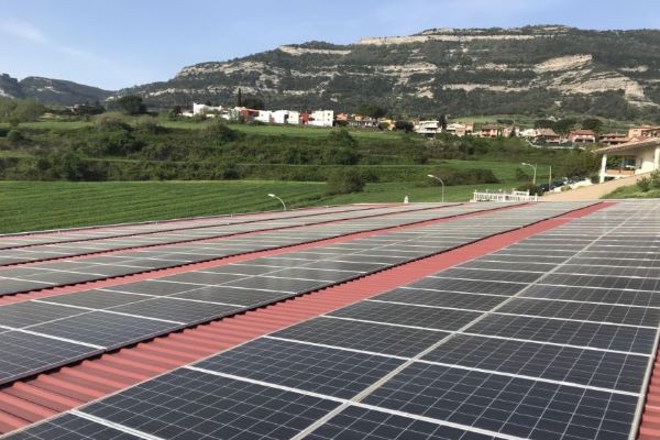 ファステンソーラーは南米の有名な会社に太陽光発電用架台を提供している