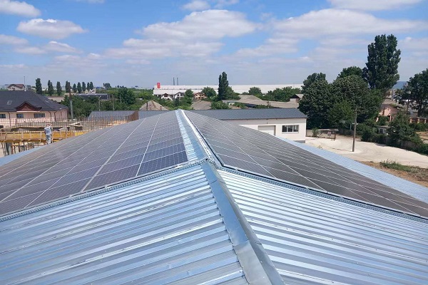 コロンビア、低所得世帯向け太陽光発電システム設置に21億ドルを投資