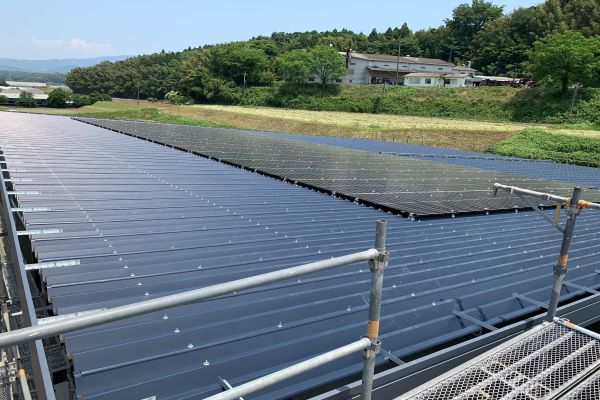 400kWの屋根のクランプ液日本