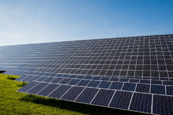 2024年末までにドイツの太陽光発電の総設置容量は100GWを突破